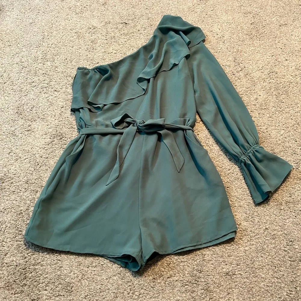 Naked Zebra One Shoulder Ruffle Romper Teal Green Belted‎ Dressy Size S